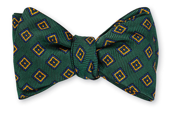 green-cedar-diamonds-bow-tie