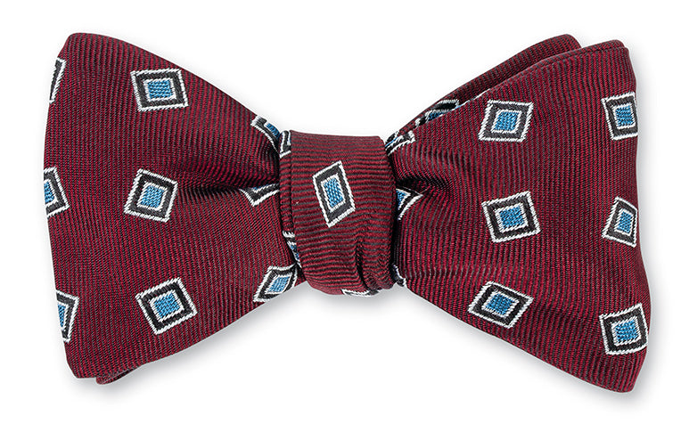 burgundy-victoria-medallions-bow-tie